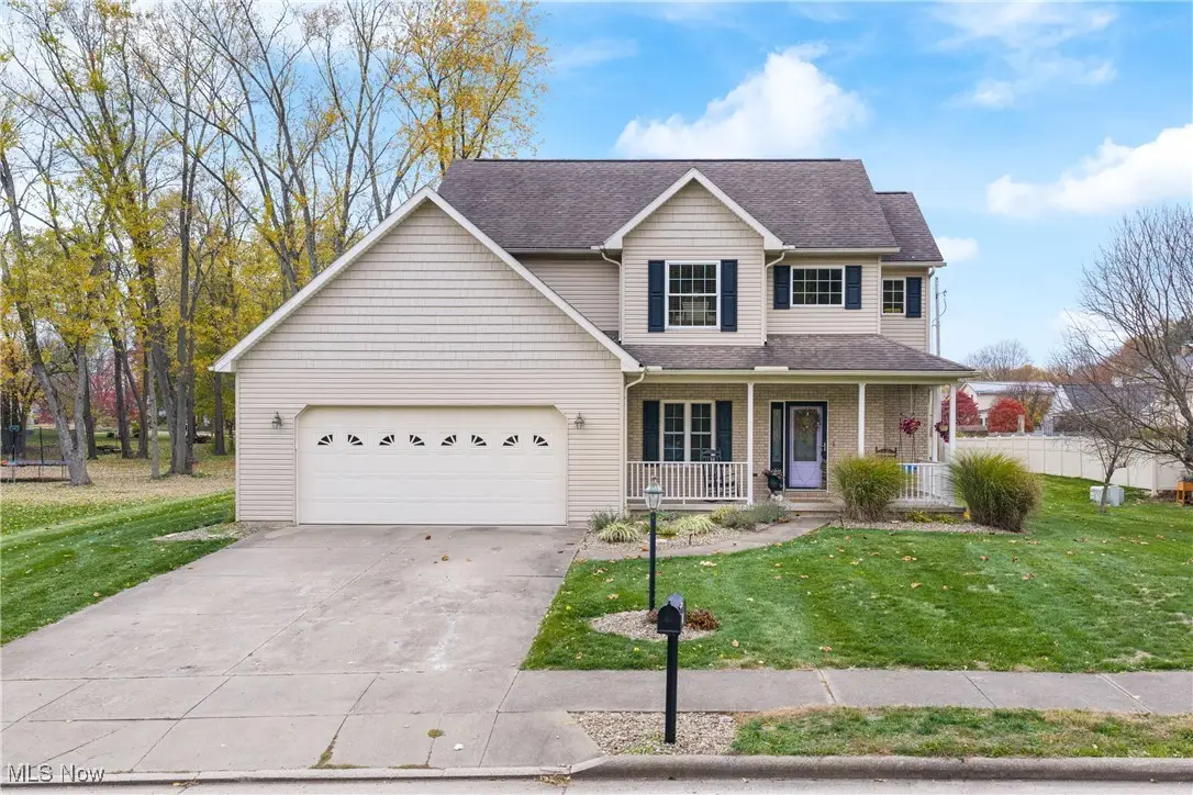 268 Schoenbrunn Ne Drive, New Philadelphia, OH 44663 - Image #1