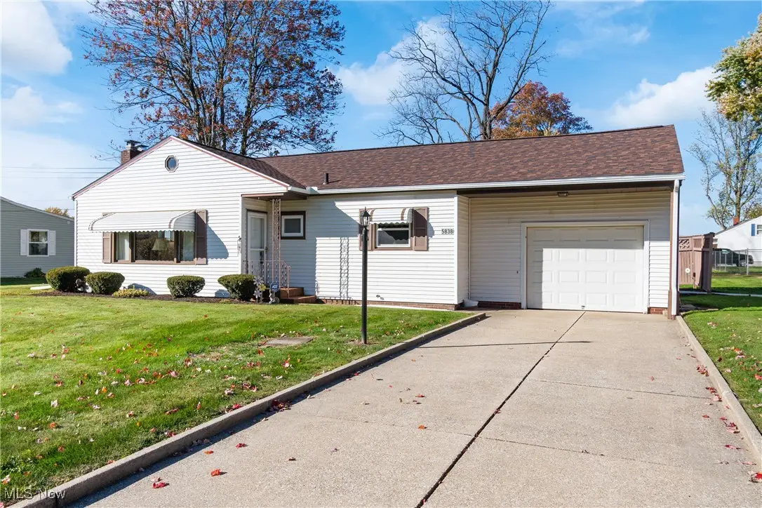 5838 Harter Home Drive, New Franklin, OH 44319 - Image #1