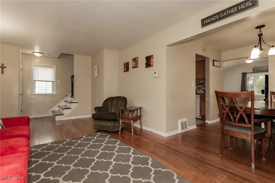 30615 Crescent Drive, Willowick, OH 44095 - Image #3