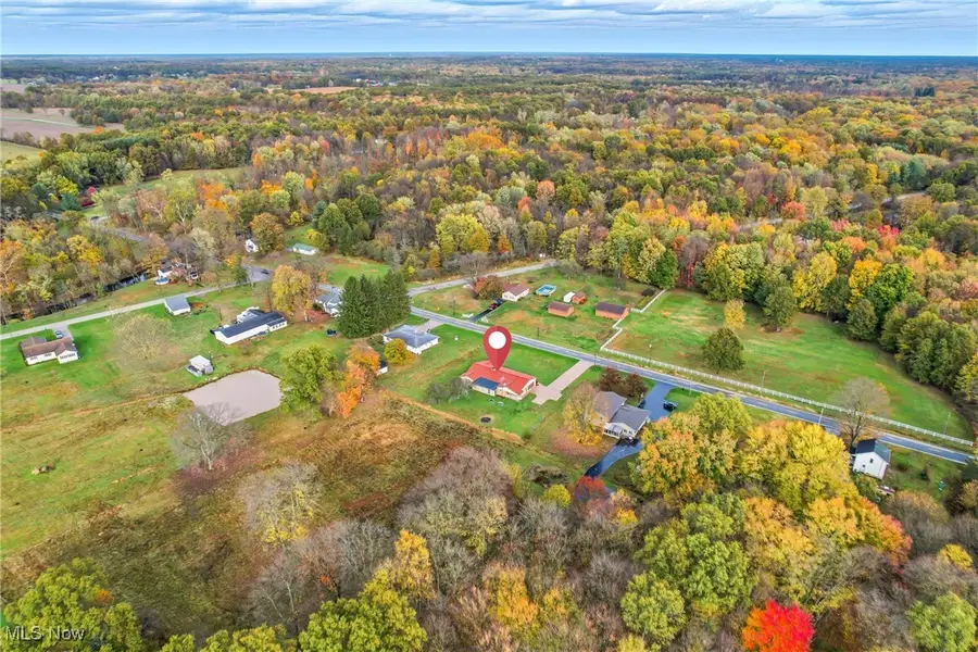 1515 Braceville Robinson Road, Southington, OH 44470 - Image #3