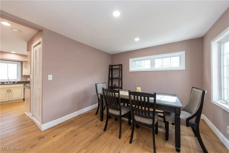 1201 Summit Drive, Mayfield Heights, OH 44124 - Image #3