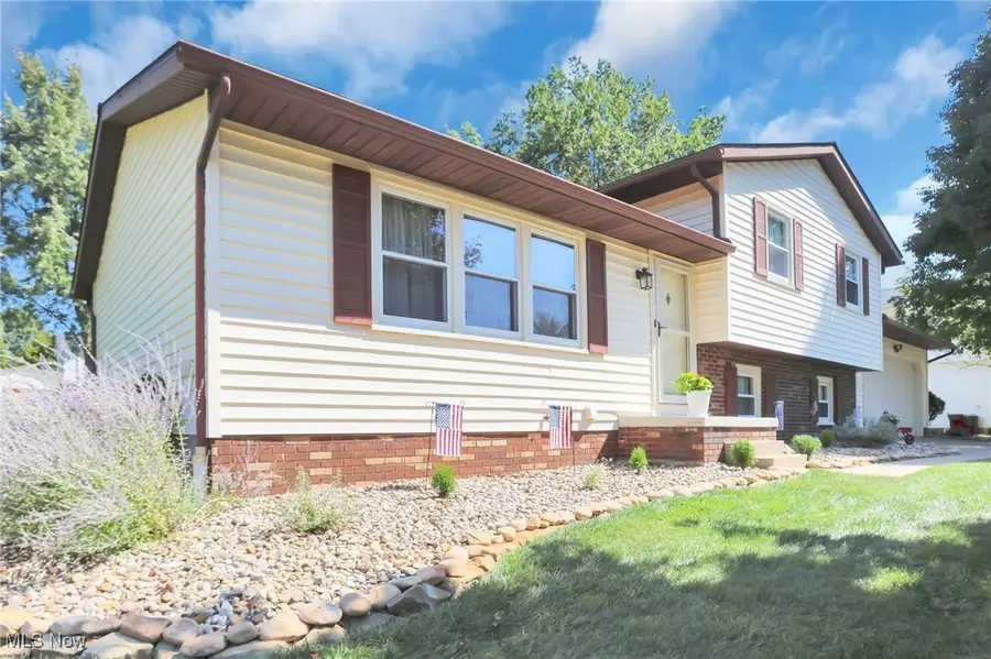 895 Lancaster Drive, Medina, OH 44256 - Image #3