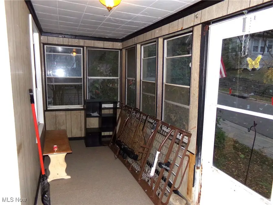 592 Sharon Street, Akron, OH 44314 - Image #3