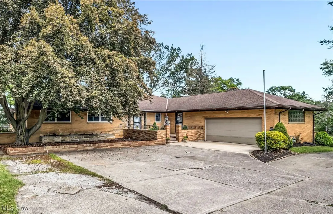 12658 Gardenside Drive, North Royalton, OH 44133 - Image #1