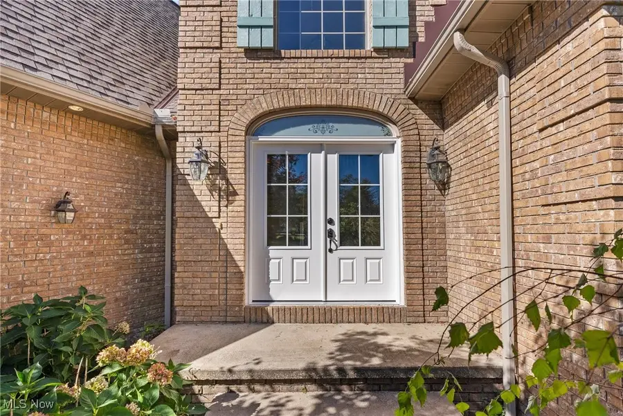 10020 Locust Grove Drive, Chardon, OH 44024 - Image #3