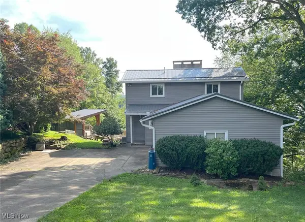 39 Pueblo Trail, Malvern, OH 44644