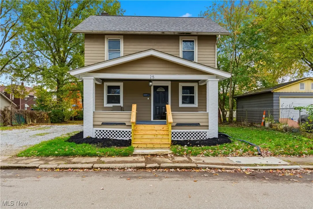 25 Chester Se Avenue, Massillon, OH 44646 - Image #1