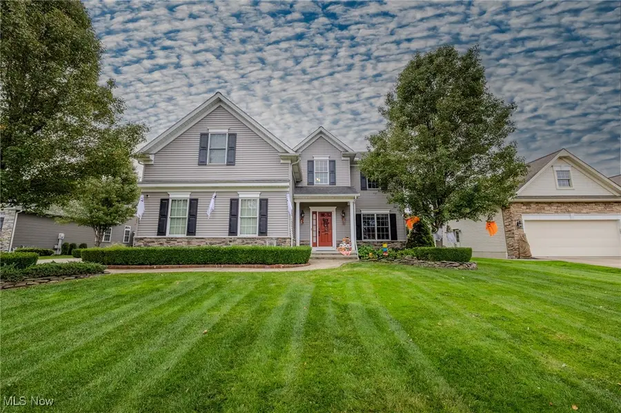 38694 Andrews Ridge Way, Willoughby, OH 44094 - Image #2