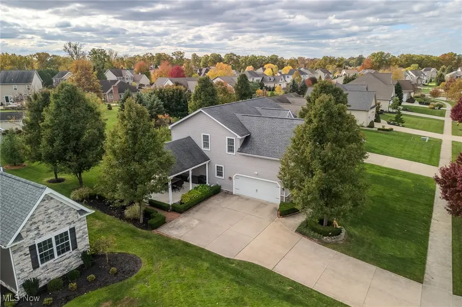 38694 Andrews Ridge Way, Willoughby, OH 44094 - Image #3