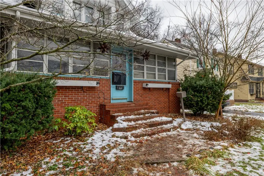 222 Central Parkway Se Avenue, Warren, OH 44483 - Image #2