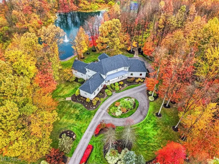 9550 Weathervane Drive, Chagrin Falls, OH 44023 - Image #2