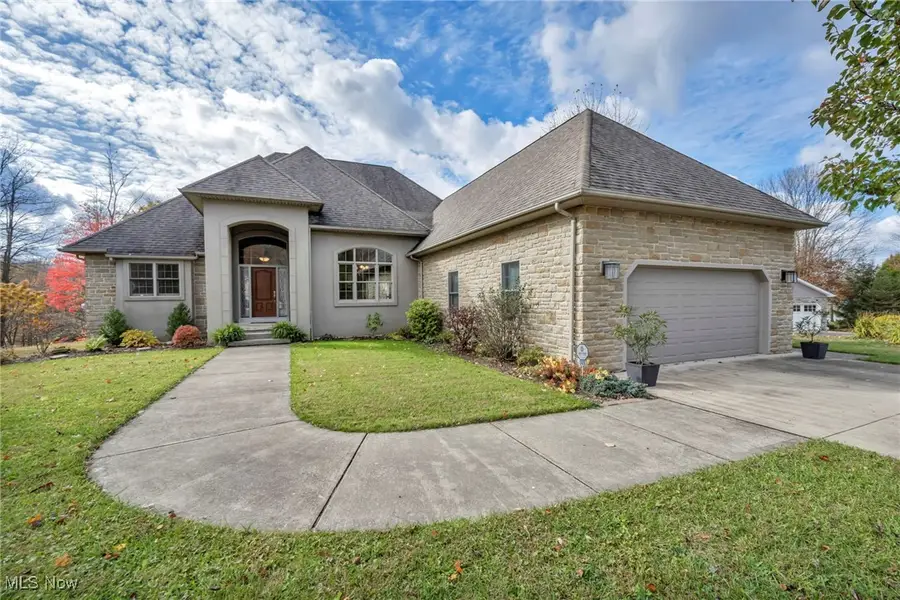 1497 Morning Star Drive, Roaming Shores, OH 44084 - Image #2