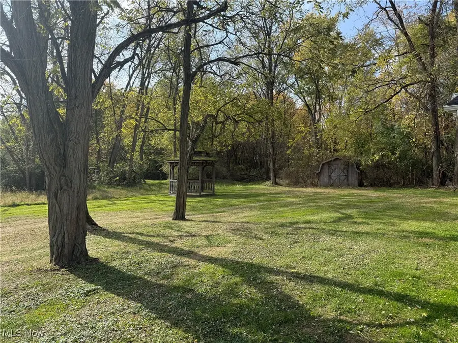 215 21st Se Street, Massillon, OH 44646 - Image #2