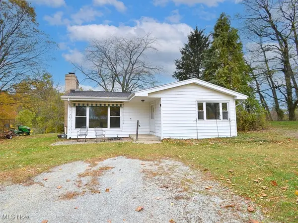 2430 River Road, Willoughby Hills, OH 44094