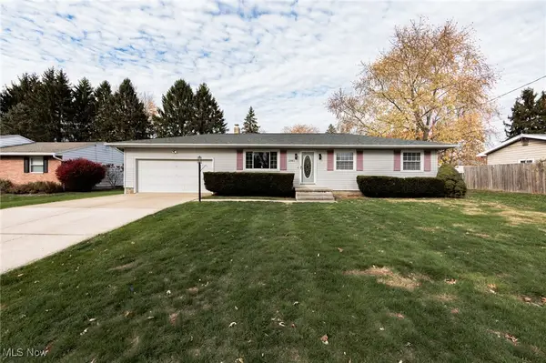 2981 Greenridge Road, Barberton, OH 44203