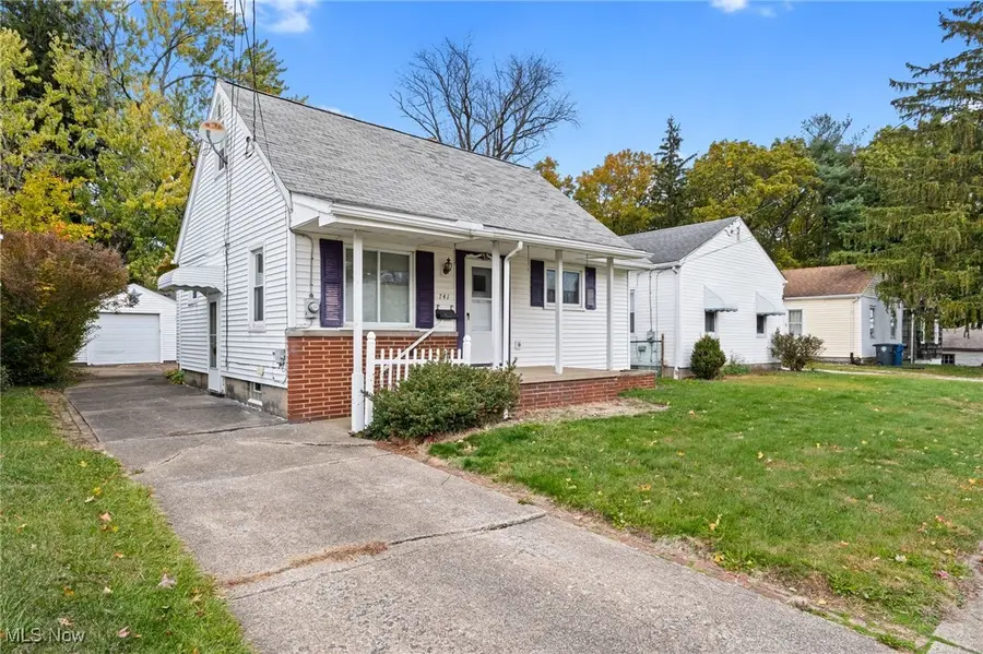 741 Jason Avenue, Akron, OH 44314 - Image #2