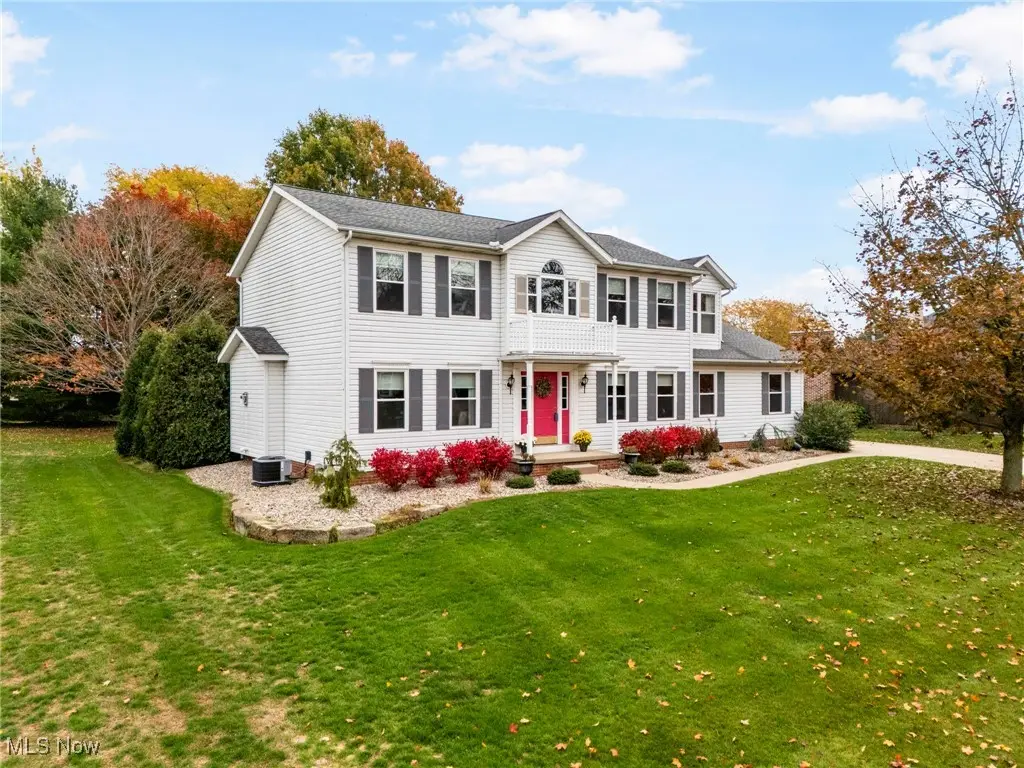 1905 Hampshire Nw Circle, Uniontown, OH 44685 - Image #1