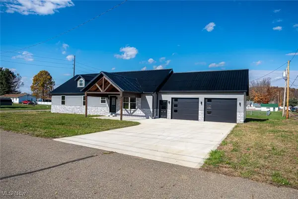 950 Beech Street, Newcomerstown, OH 43832