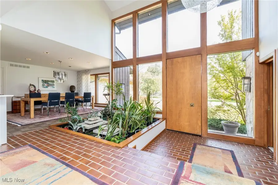 32250 Meadowlark Way, Pepper Pike, OH 44124 - Image #2