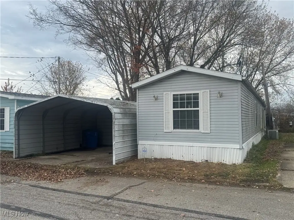 11056 Leader Road, Chardon, OH 44024 - Image #1