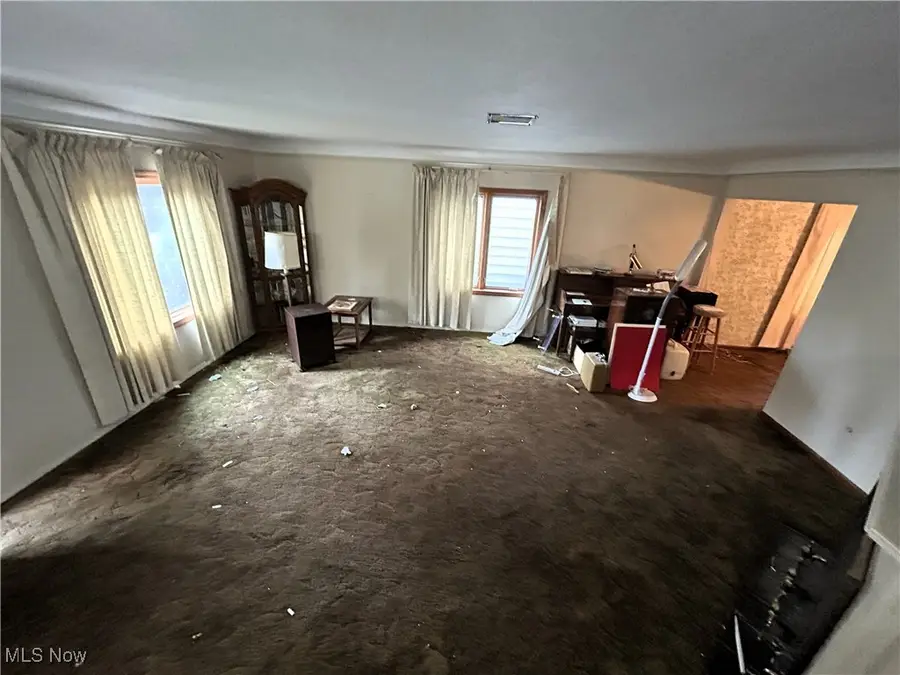 21561 Maydale Avenue, Euclid, OH 44123 - Image #2