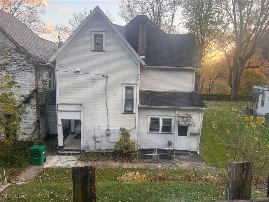 319 Ridge Avenue, Wellsville, OH 43968 - Image #2