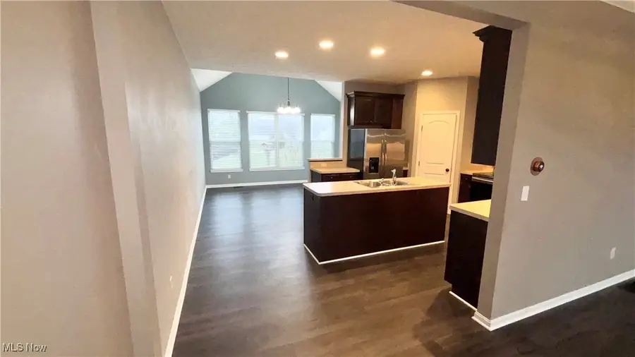 1482 Barrymore Lane, Wadsworth, OH 44281 - Image #2