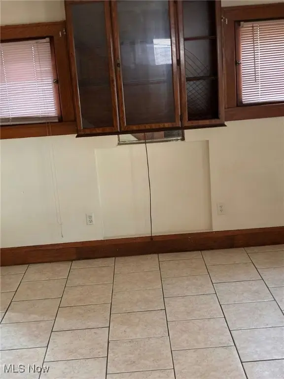 2139 18th Sw Street, Akron, OH 44314 - Image #2