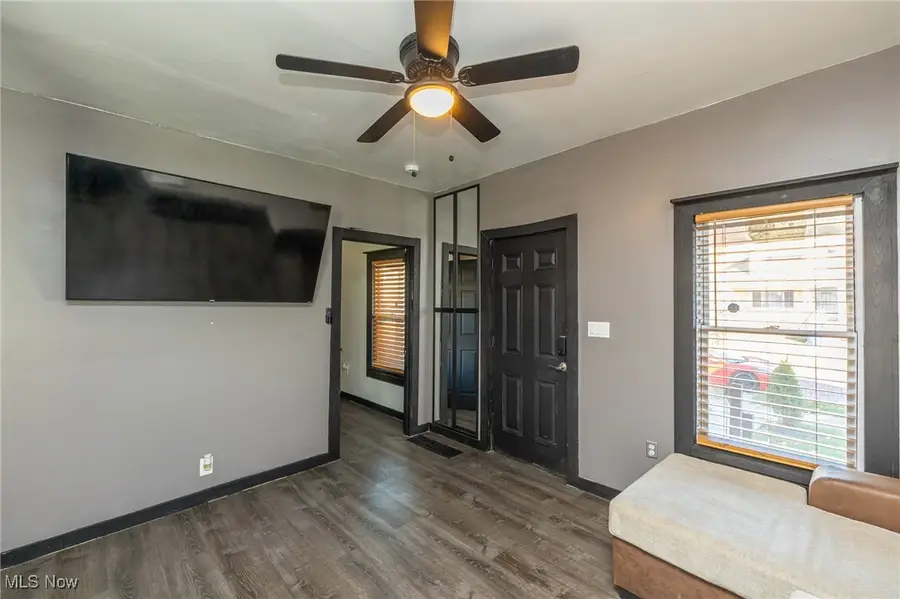 11021 Dale Avenue, Cleveland, OH 44111 - Image #3