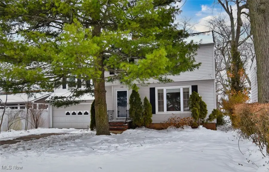 1491 Edgefield Road, Lyndhurst, OH 44124 - Image #2