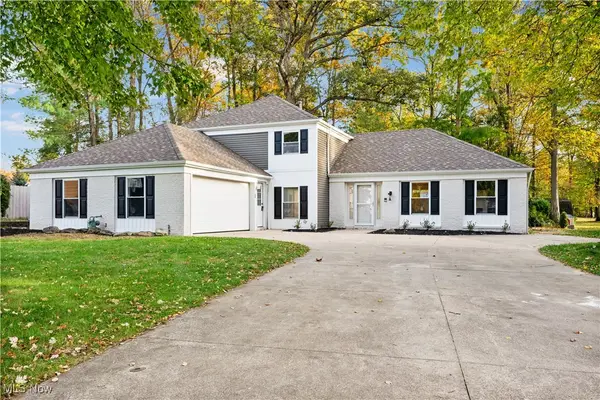 20121 Driftwood Court, Strongsville, OH 44149