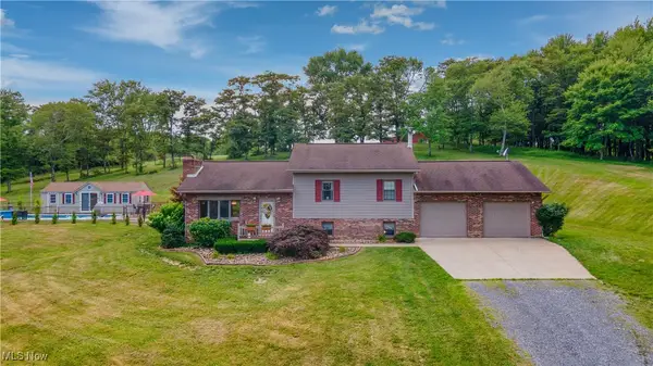 153 Lowes Drive, New Cumberland, WV 26047