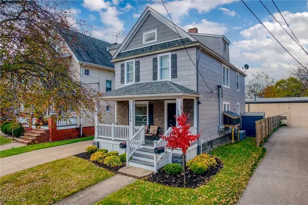 1482 Rockway Avenue, Lakewood, OH 44107