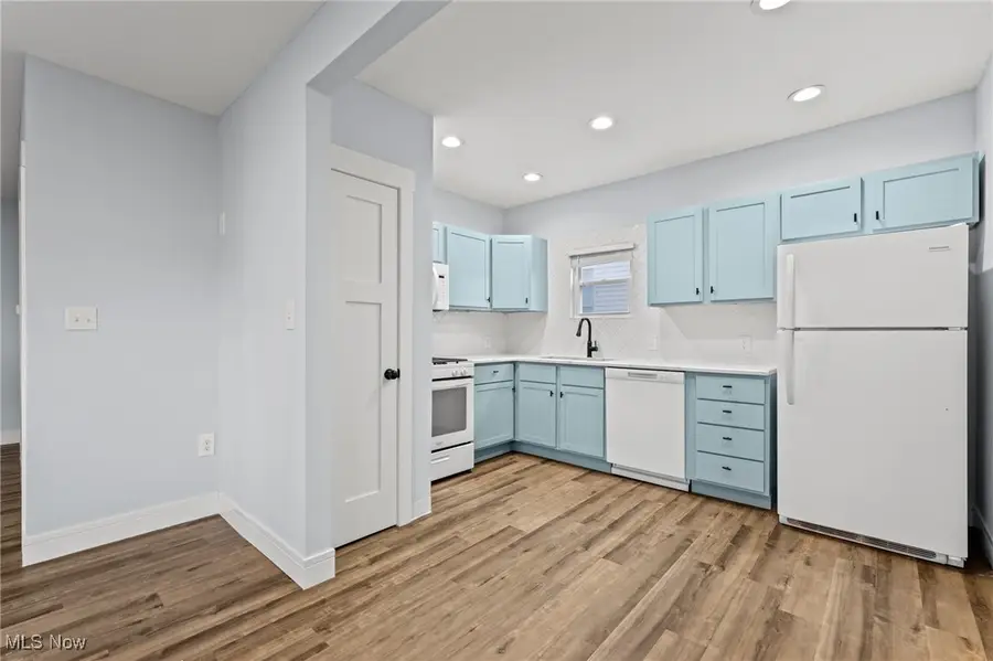 1482 Rockway Avenue, Lakewood, OH 44107 - Image #2