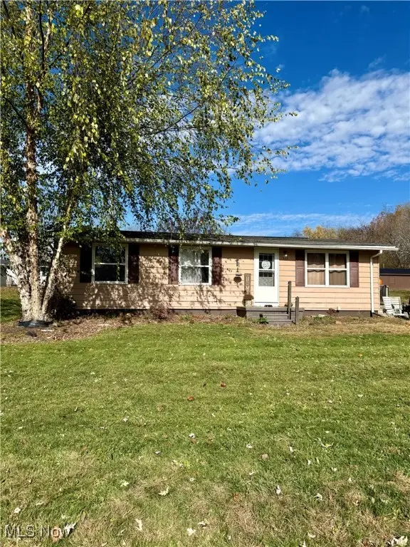 522 Center Street, Newcomerstown, OH 43832