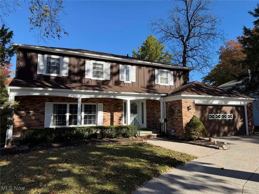 9474 Stoney Creek Lane, Parma Heights, OH 44130 - Image #2