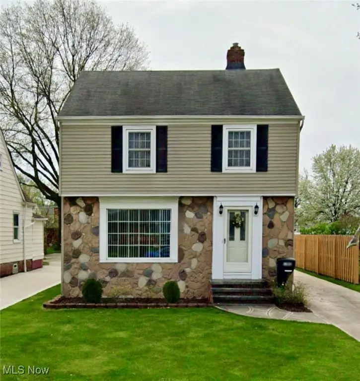 12408 Thraves Avenue, Garfield Heights, OH 44125 - Image #1