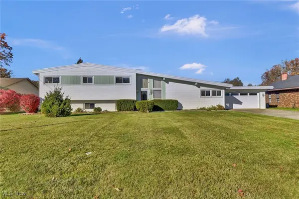2736 W Skyline Drive, Lorain, OH 44053