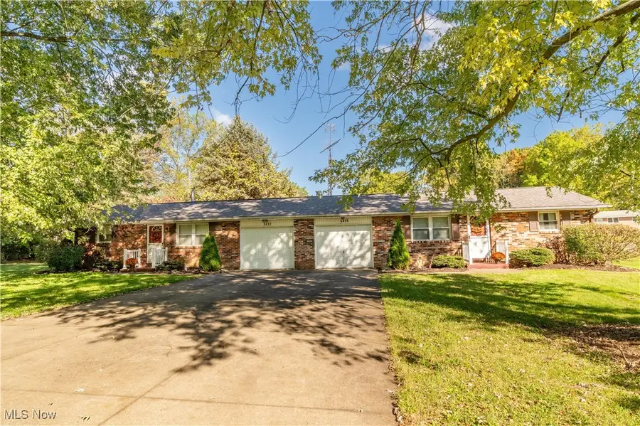 5415 Huckleberry Nw Street, North Canton, OH 44720 - Image #3