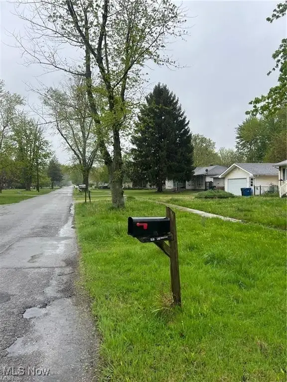518 Lafayette Boulevard, Sheffield Lake, OH 44054 - Image #2