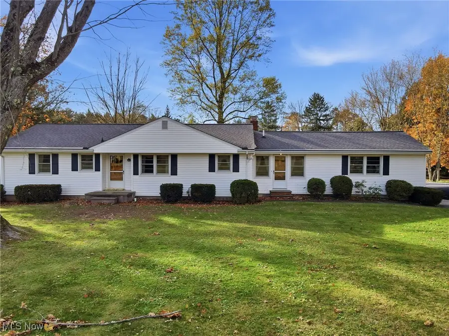 17844 Kenston Lake Drive, Chagrin Falls, OH 44023 - Image #2