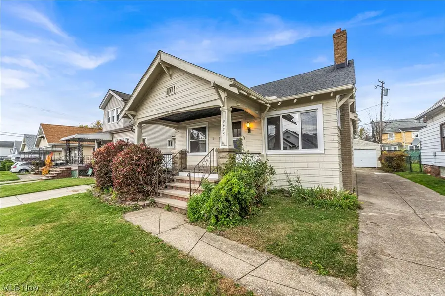 9435 Dorothy Avenue, Garfield Heights, OH 44125 - Image #2