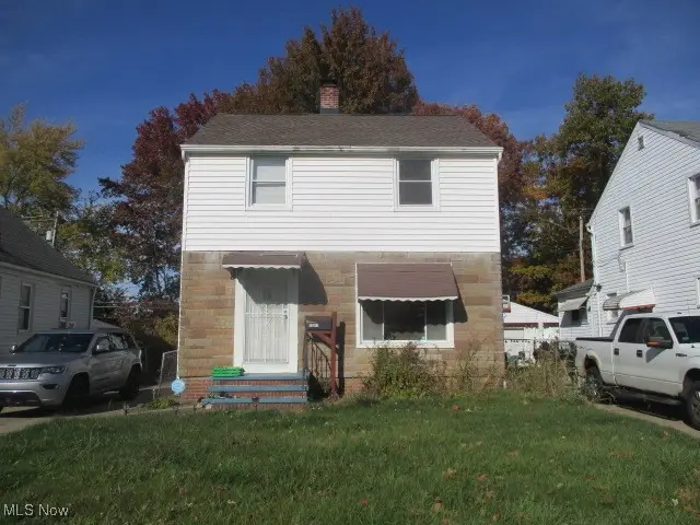 12817 Thraves Avenue, Garfield Heights, OH 44125 - Image #2