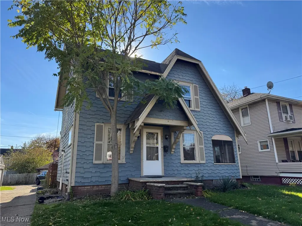 2902 13th Nw Street, Canton, OH 44708 - Image #1