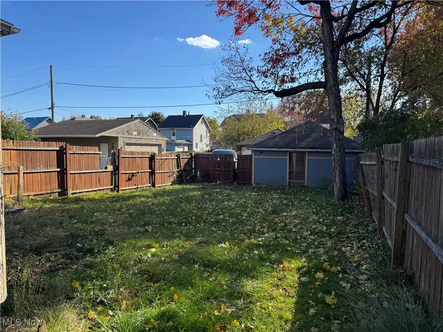 2902 13th Nw Street, Canton, OH 44708 - Image #2