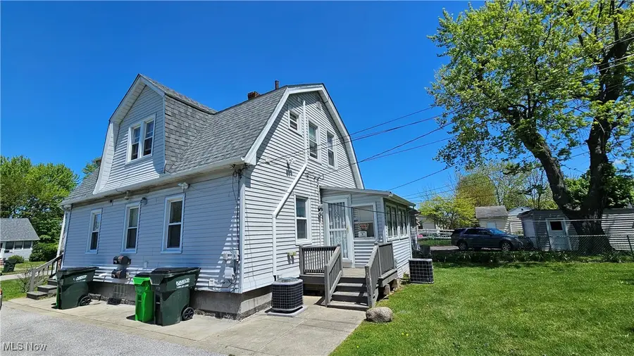 19326 Tyronne Avenue, Euclid, OH 44119 - Image #2