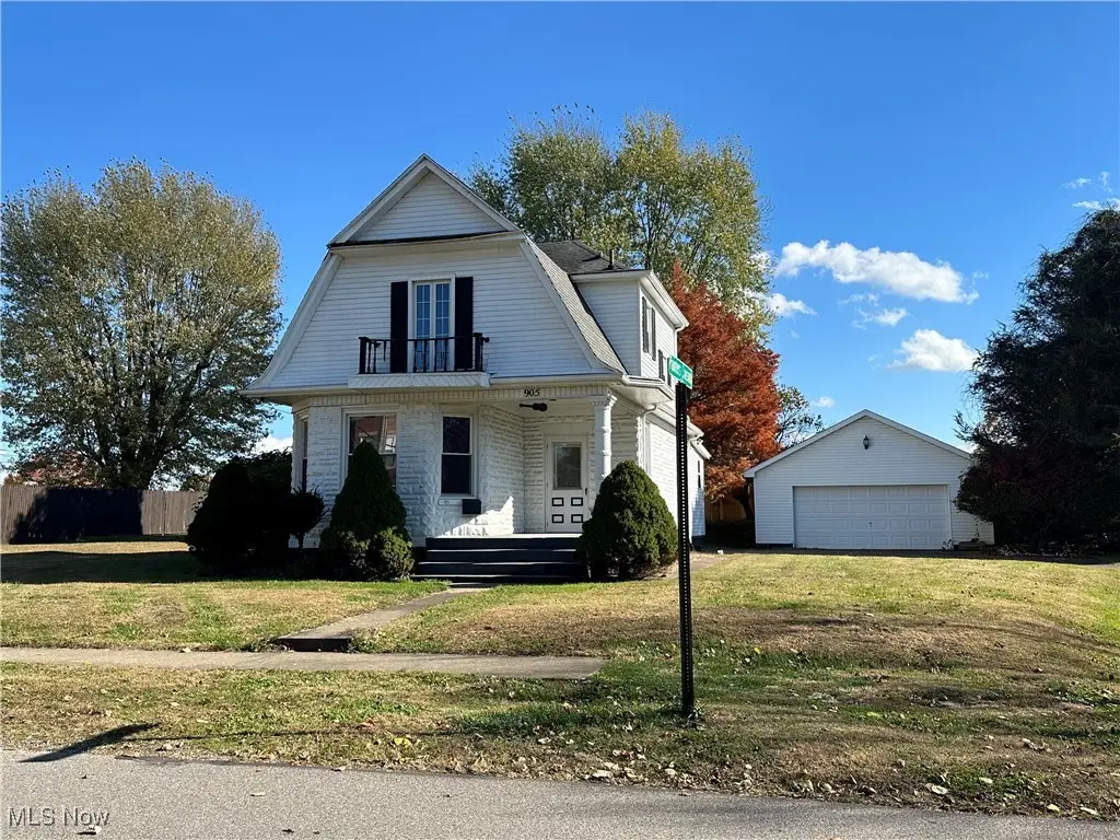 905 W 4th Street, Williamstown, WV 26187 - Image #1