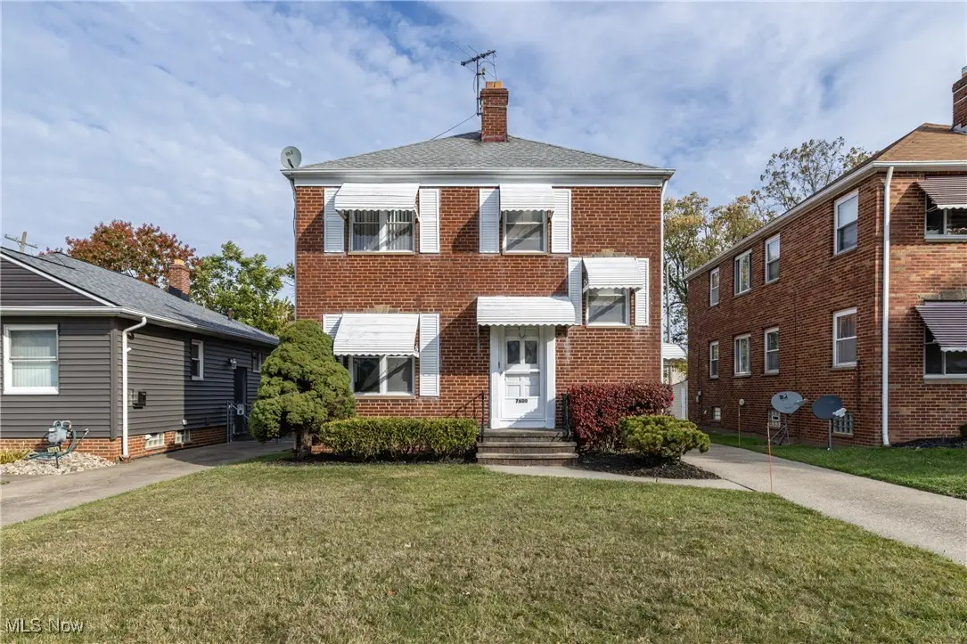 7600 Dresden Avenue, Parma, OH 44129 - Image #1