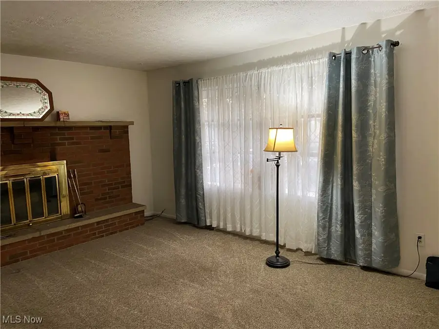 21950 Sunset Drive, Newcomerstown, OH 43832 - Image #3