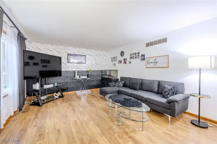 1212 E 15th Street, Ashtabula, OH 44004 - Image #3